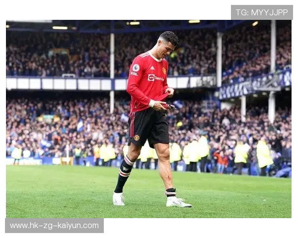 C罗：阿森纳会夺冠！曼联肯定没戏，我不相信他们能逆风翻盘，c罗在阿森纳踢过球吗